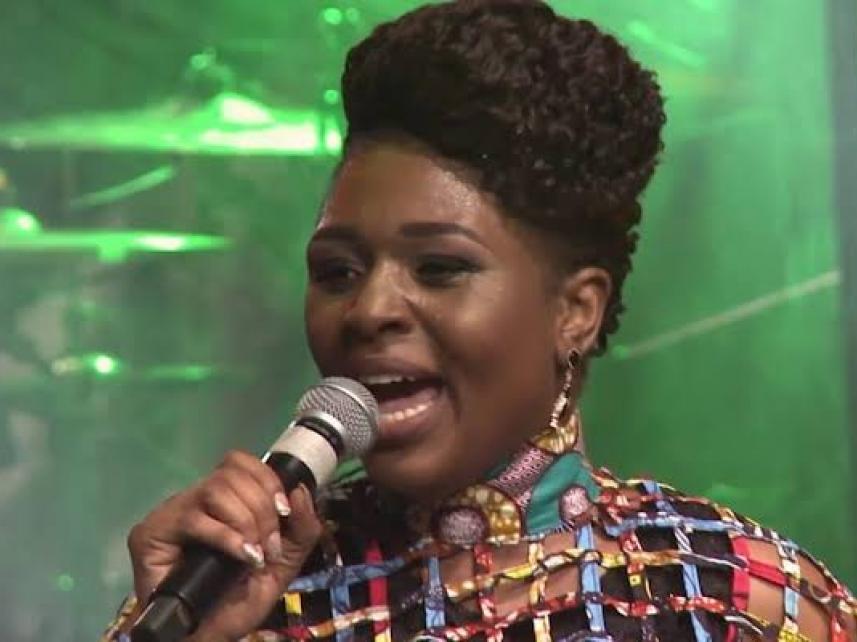 Dena Mwana 