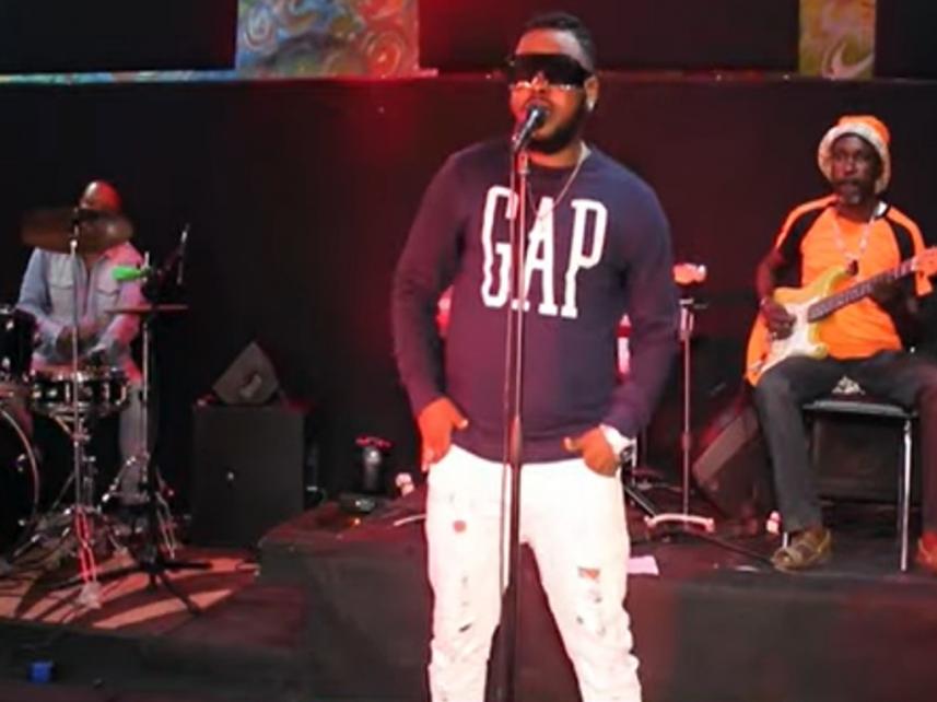 R-Kelly Arnaqué